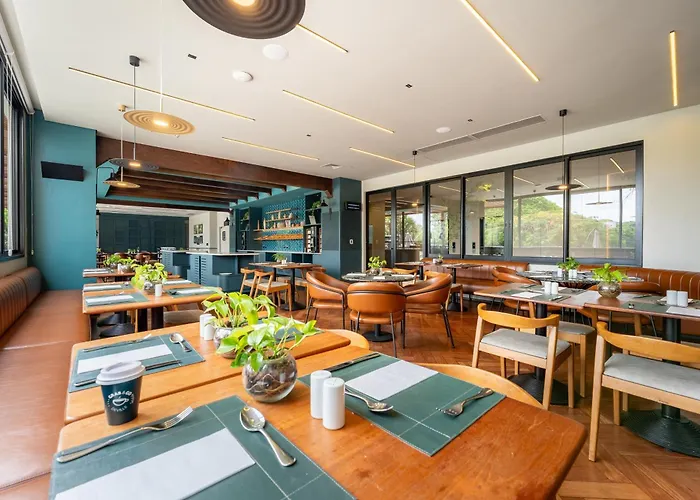 Hotel Deville Prime Maringa